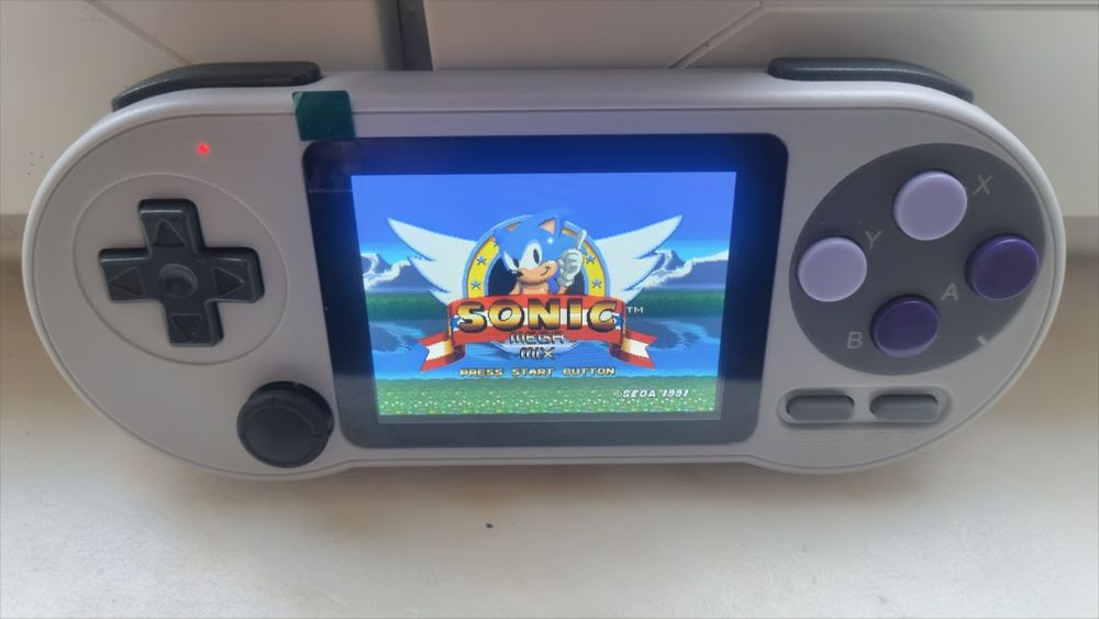 Consola 16bit retro.