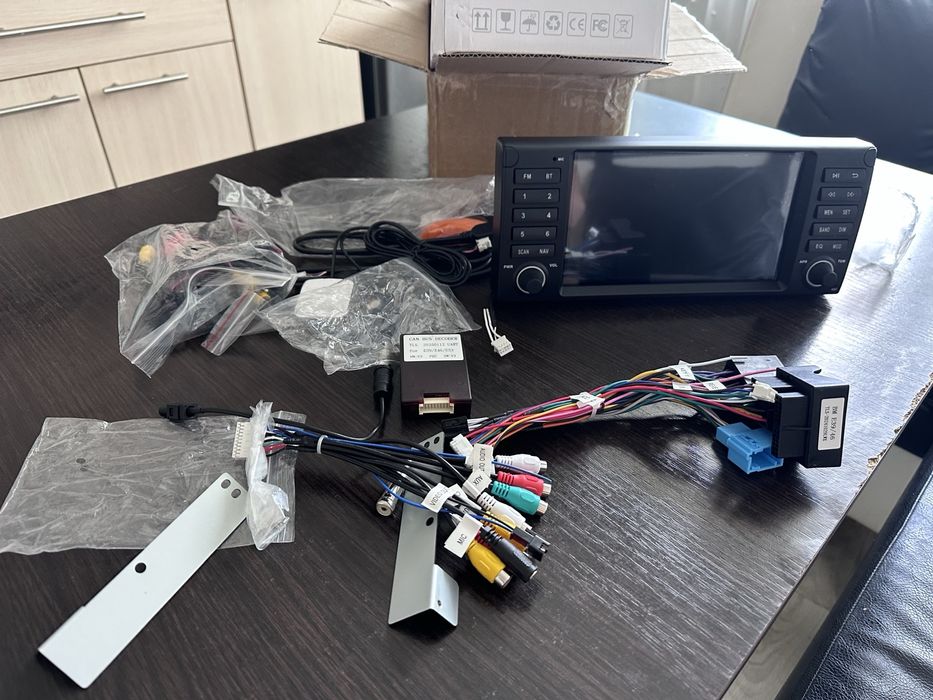 Rádio BMW E39/X5 E53 Android 13 com GPS (Novo)