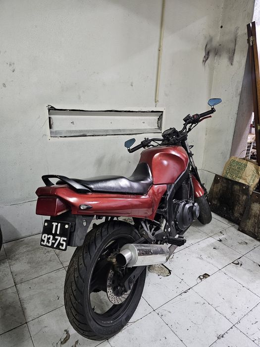Suzuki GS 500 - a desocupar