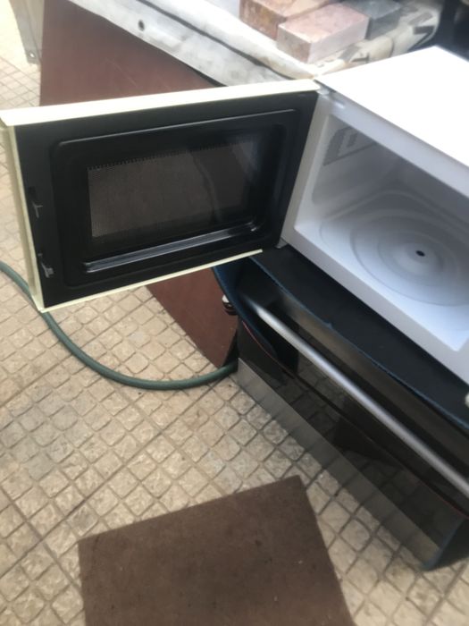 Microondas em bom estado Orima
