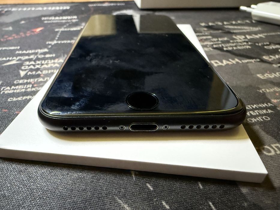 Iphone 7 black 32 gb