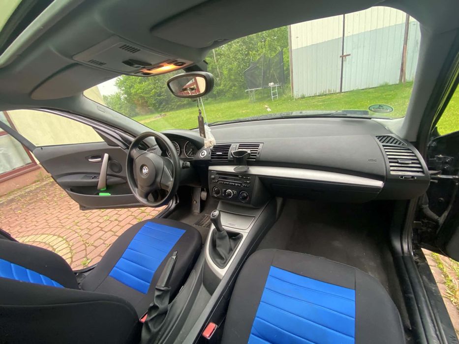 Bmw e87 samochód