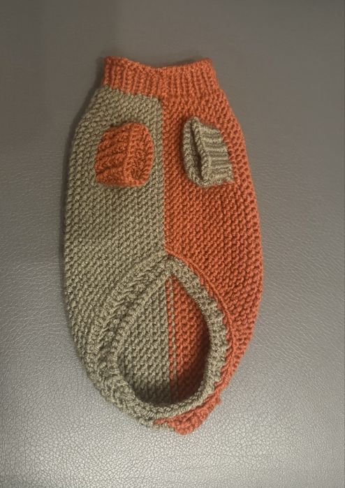 Продам світер для собачки