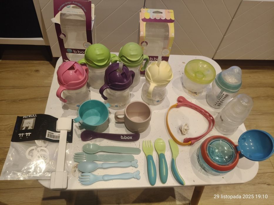 Zestaw dla malucha bboxy, łyżeczki, butelki na mleko, zabezpieczenia