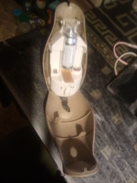 Автоматичний освіжувач повітря з датчиком руху