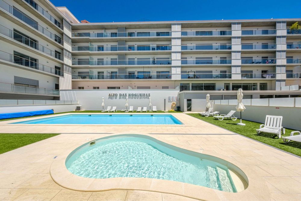 Apartamento T2 Duplex Alto das Nogueiras