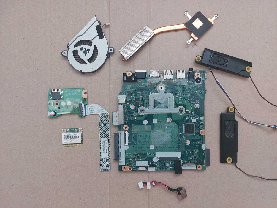 Розбірка ноутбука Acer Aspire ES1-520-522