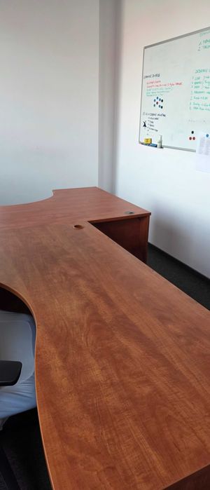 meble biurowe różne