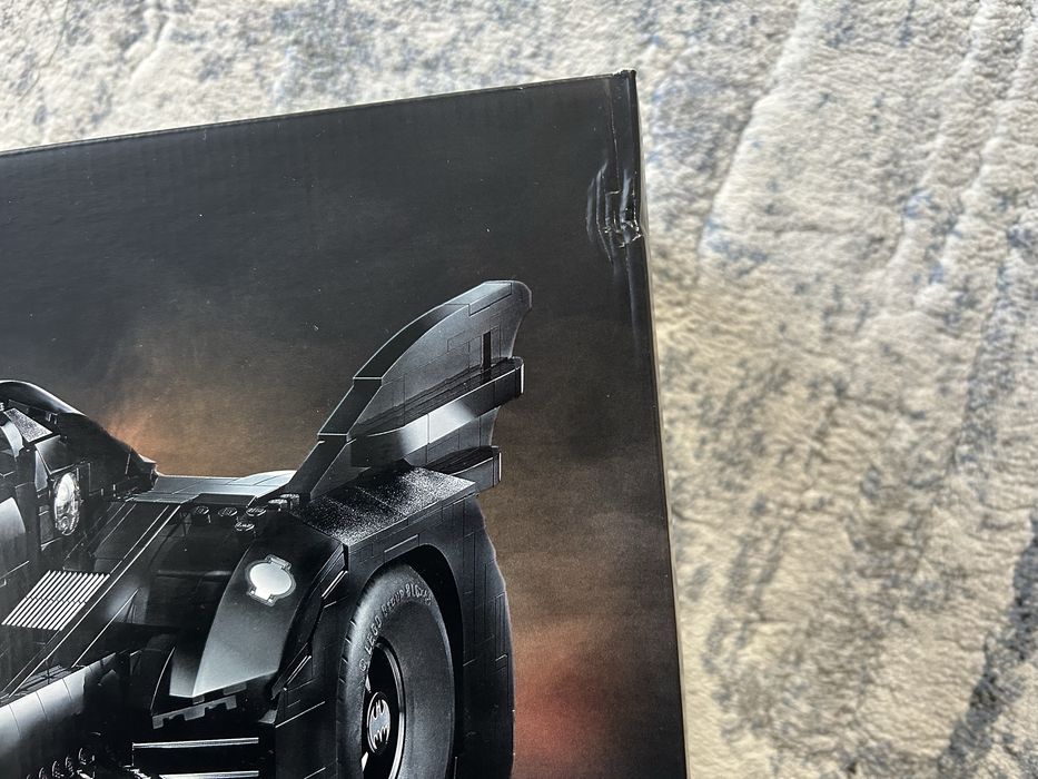 Lego 76139 Batmobil 1989