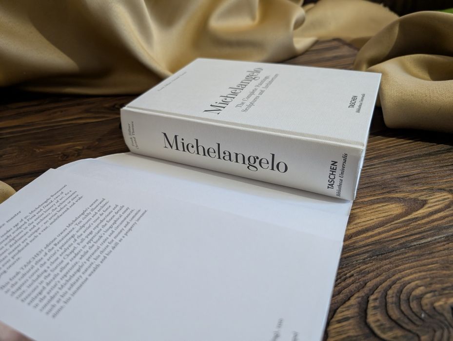 Книга Michelangelo. The Complete Paintings, Sculptures and Architecture