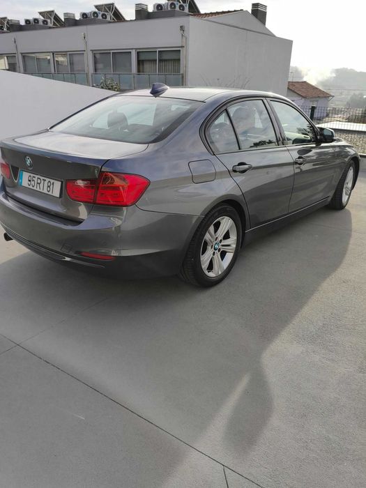 BMW 318d Sport Line (F30)