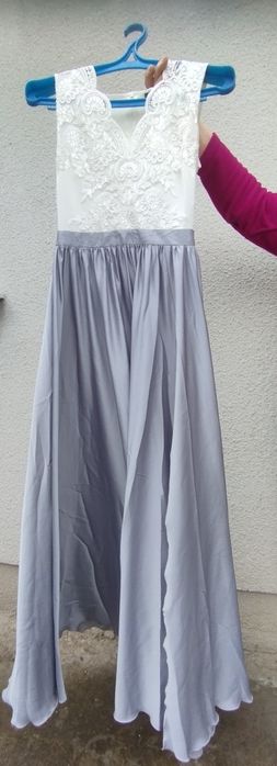 Вечірня атласна сукня з паєтками та бісером