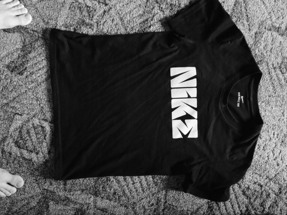 Футболка Nike ..