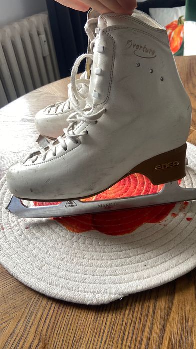 Sprzedam łyżwy rozmiar 35-36 Edea Overture 24.0 z płożą Ultima Mark IV
