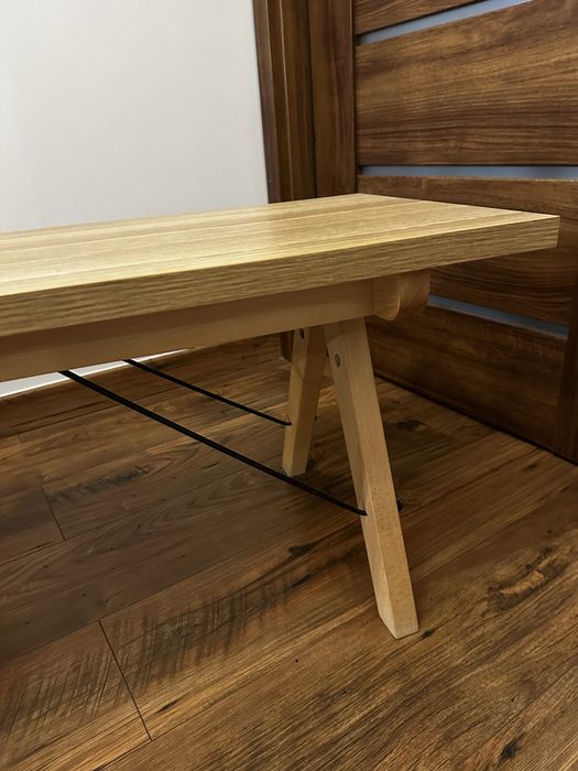 Jasna solidna drewniana ławka 40x140