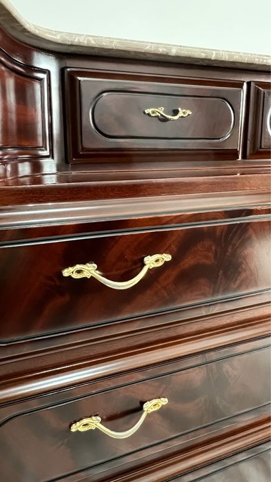 2 mesas de cabeceira + Cómoda em cerejeira