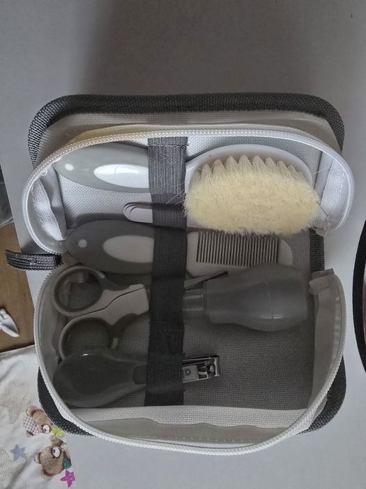 Duży zestaw kosmetyczny, pielęgnacyjny 7elementów dla maluszka