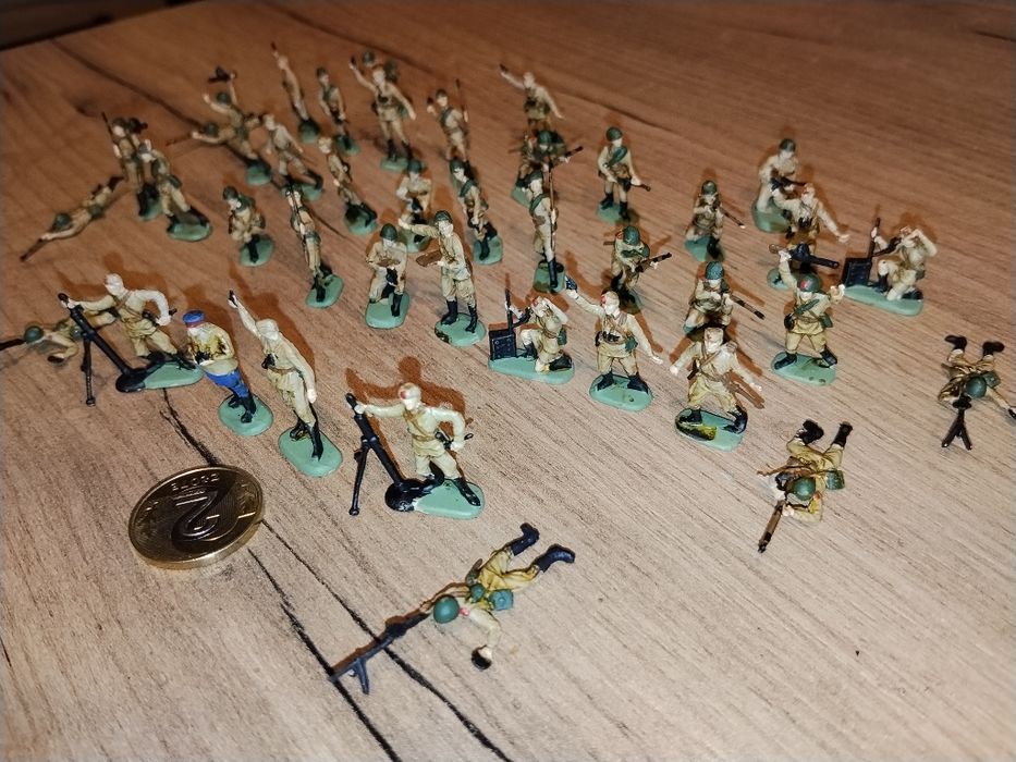 Żołnierzyki, figurki, modele