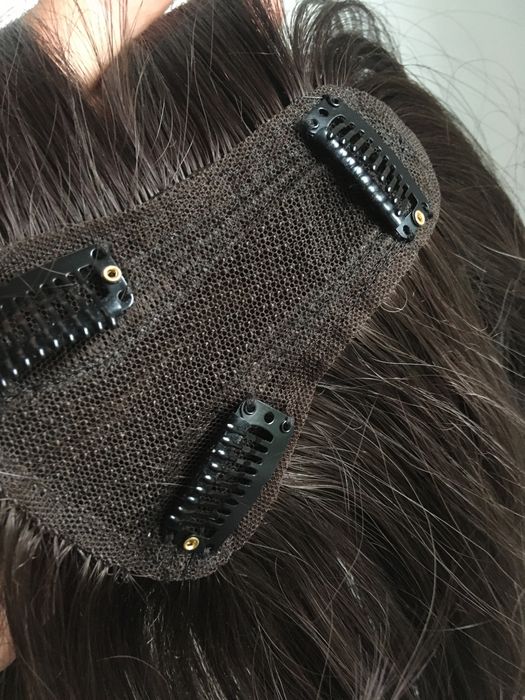 Парик.  Накладные волосы.