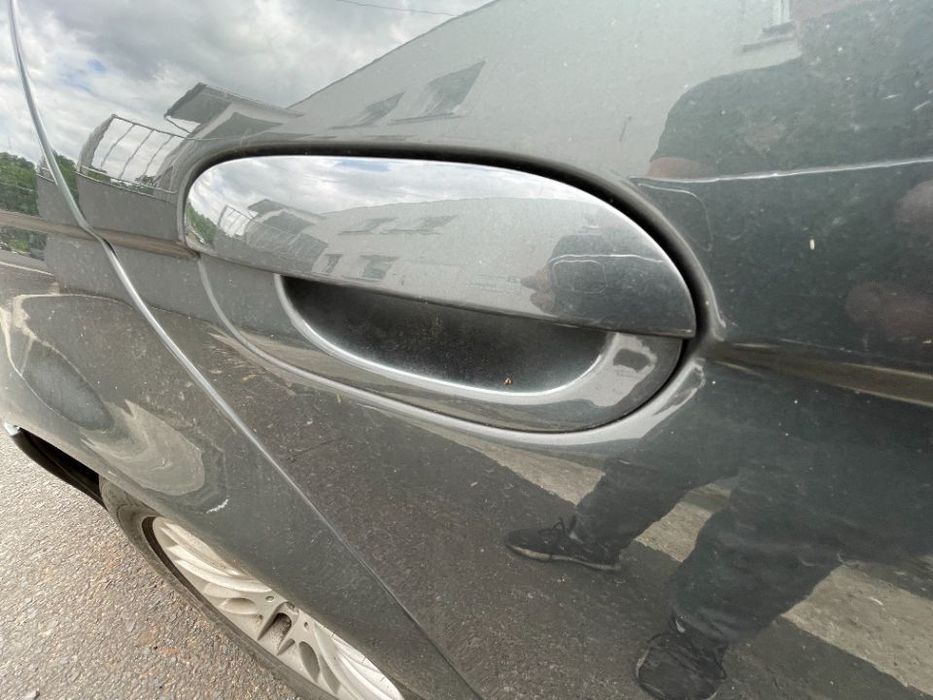 Klamka zewnętrzna PRAWA przód / tył Bmw e39 Titangrau 892