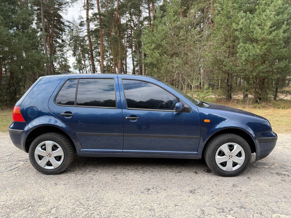 Продам Volkswagen Golf 4, 1,6 мрі
