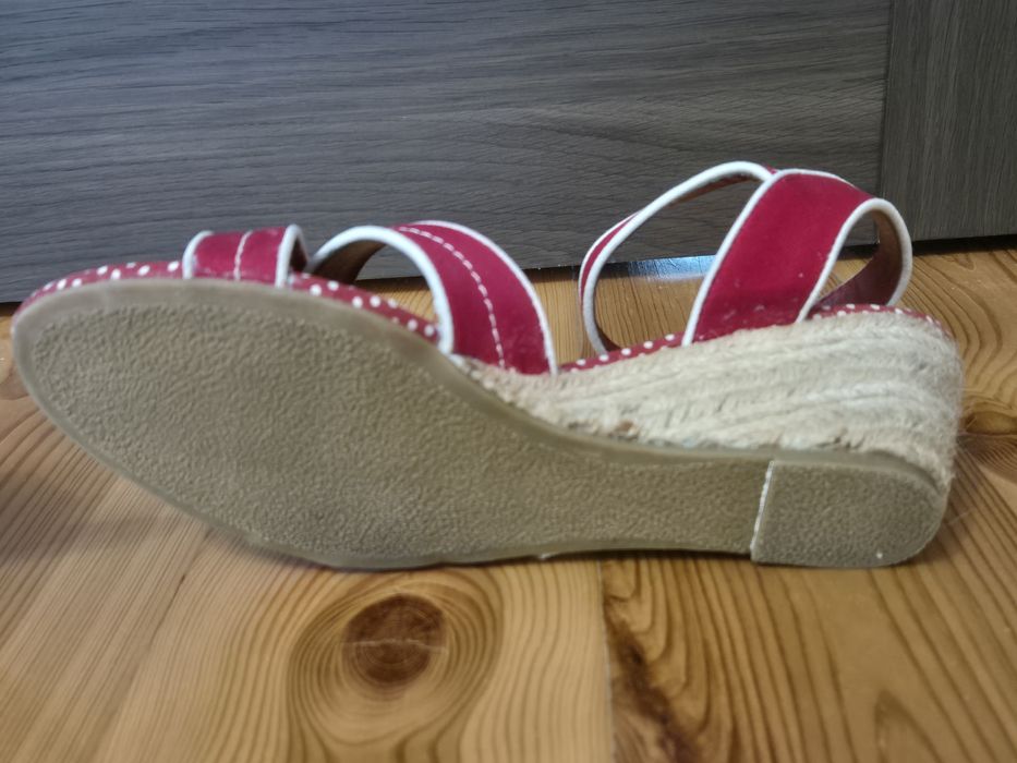 Buty damskie, sandałki Gortz, czerwono-białe, rozmiar 39