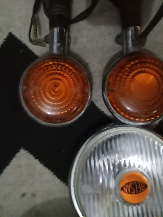 Conjunto de faróis e de moto Yamaha