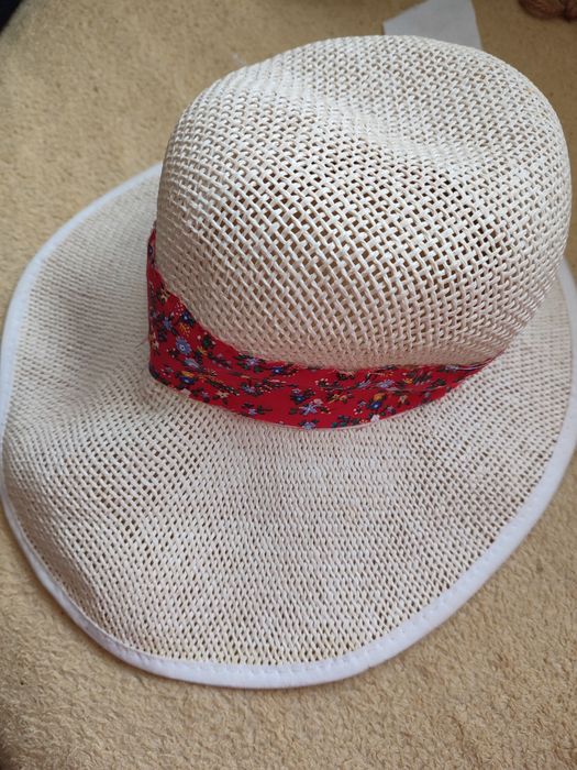 Kapelusz - kolor ecru