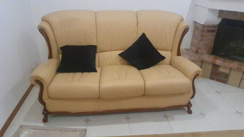 Sofás em pele genuína