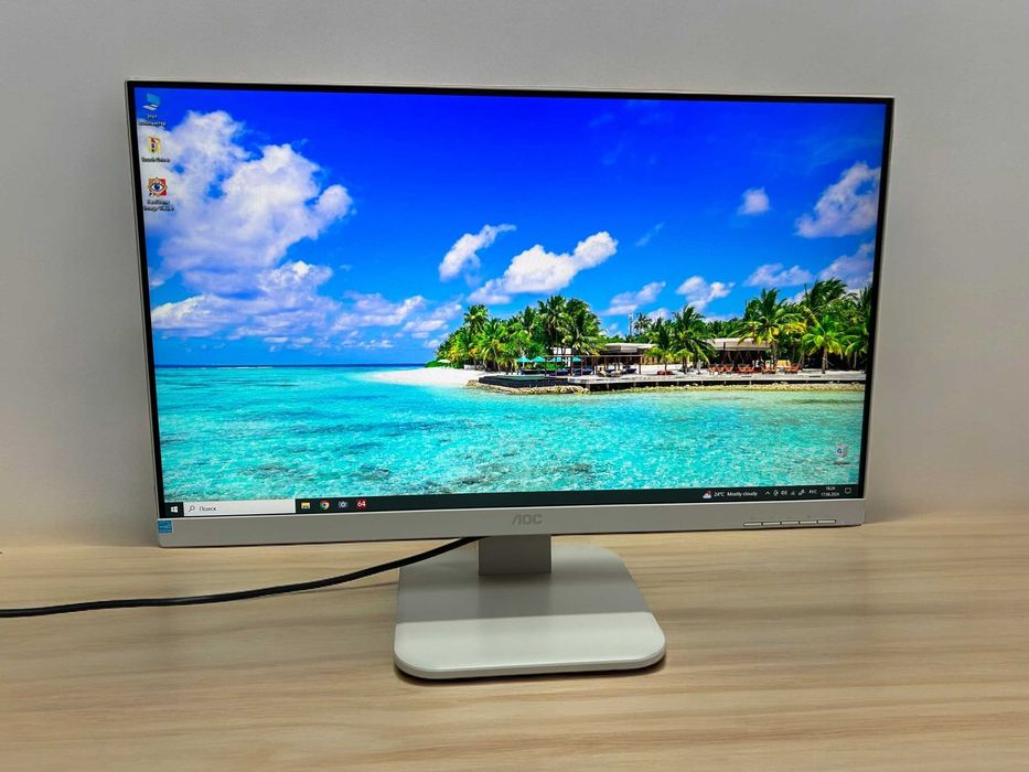 Професійний монітор AOC 24P1 White
