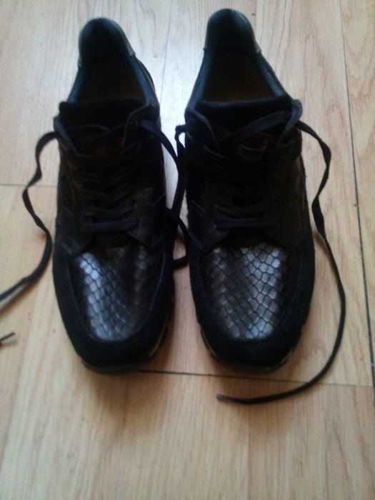 Buty sportowe skórzane  AM