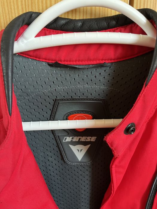 Casaco vermelho Dainese 42