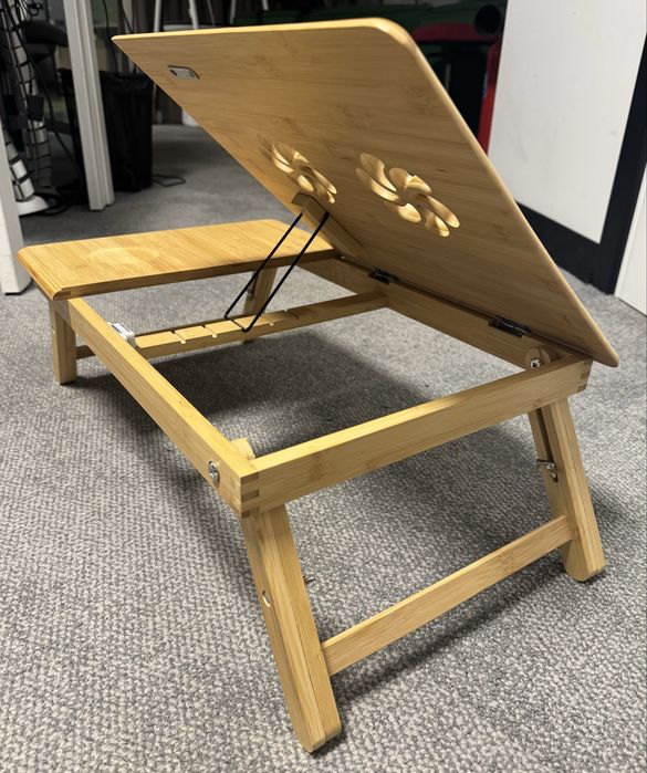 Столик для нотбука