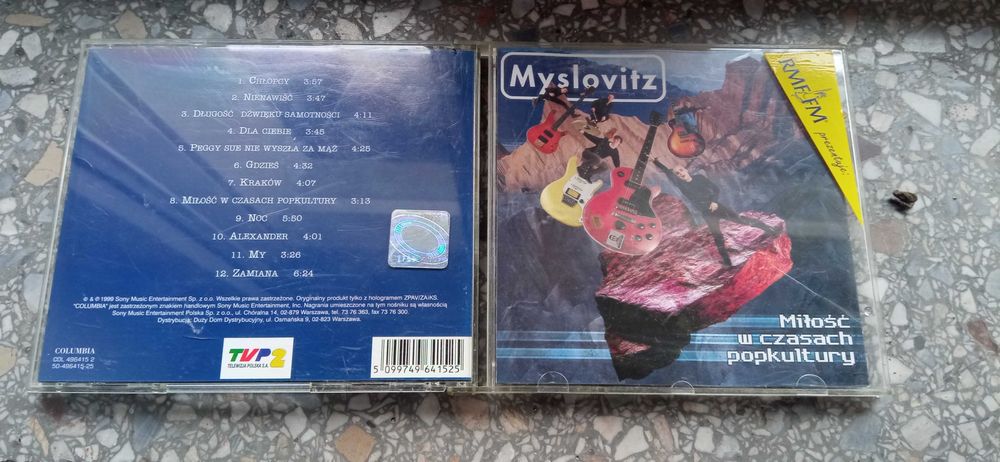 Myslovitz - Nieważne, Happiness, Miłość