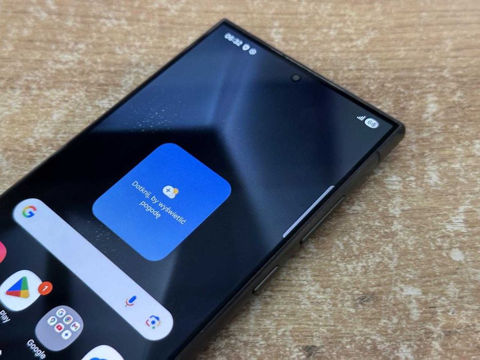 Telefon SAMSUNG S24 ULTRA Karton