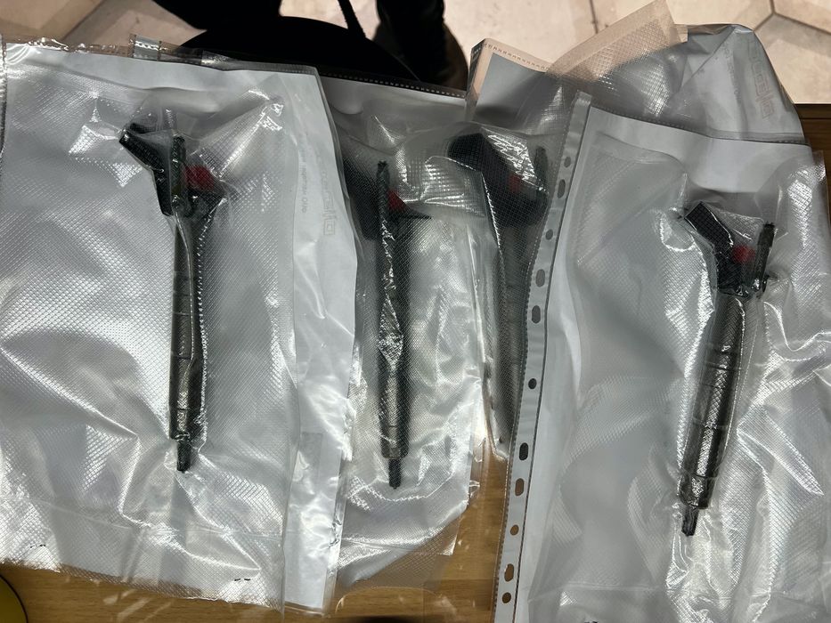 Форсунки   оригинал  Mercedes-Benz   A6510702987 - 3 шт