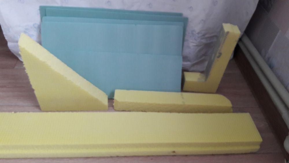 Полистирольная подкладка под ламинат. Пенопласт. Кафель.