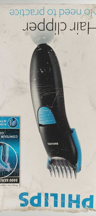 Máquina de cortar cabelo da Philips.