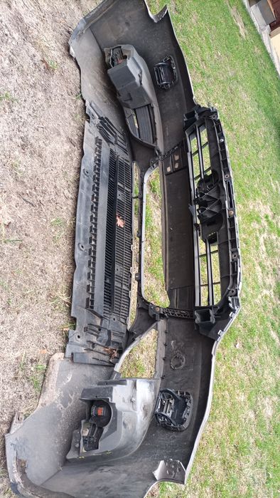 Zderzak przedni Audi A4 B8 lift