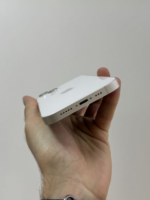 iPhone 13 128 Gb Starlight читайте описание