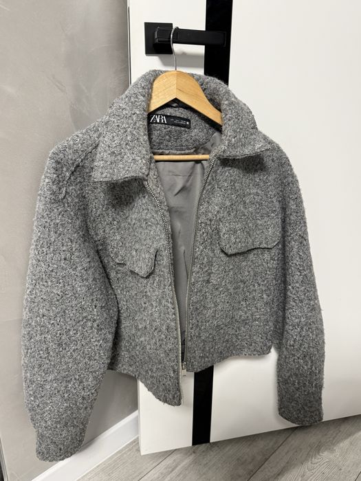 куртка бомбер з букле Zara