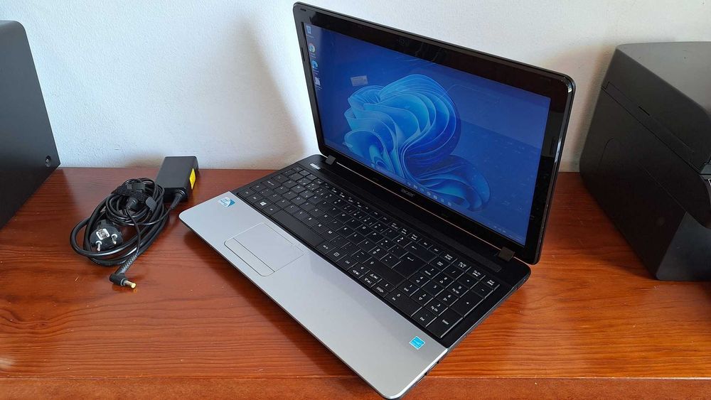 Acer E1-531 Intel B960 2.20GHz- 8GB Ram- SSD 120GB- Win11
