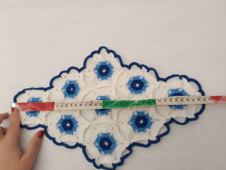 Pano Naperon em Crochê feito à mão. 40 cm. Novo