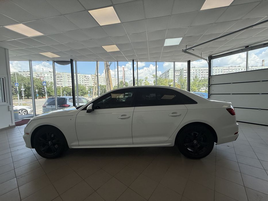 Продам AUDI A4B9