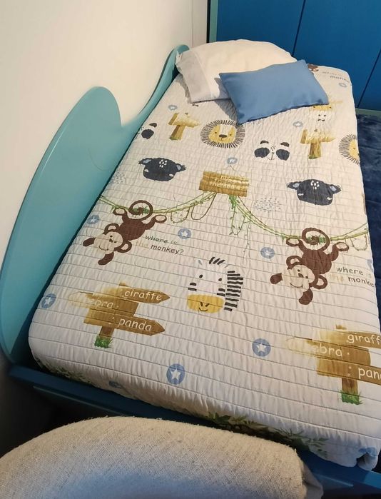 Cama juvenil dupla muito bom estado