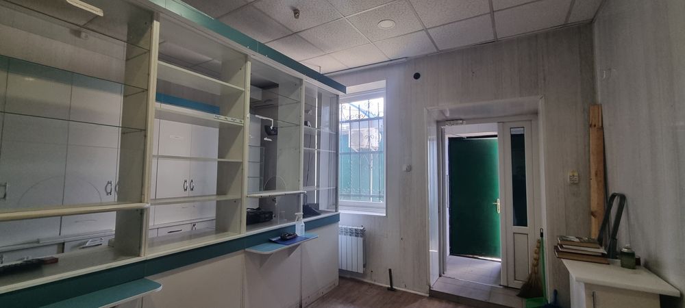 Продається комерційне приміщення. Ринок.