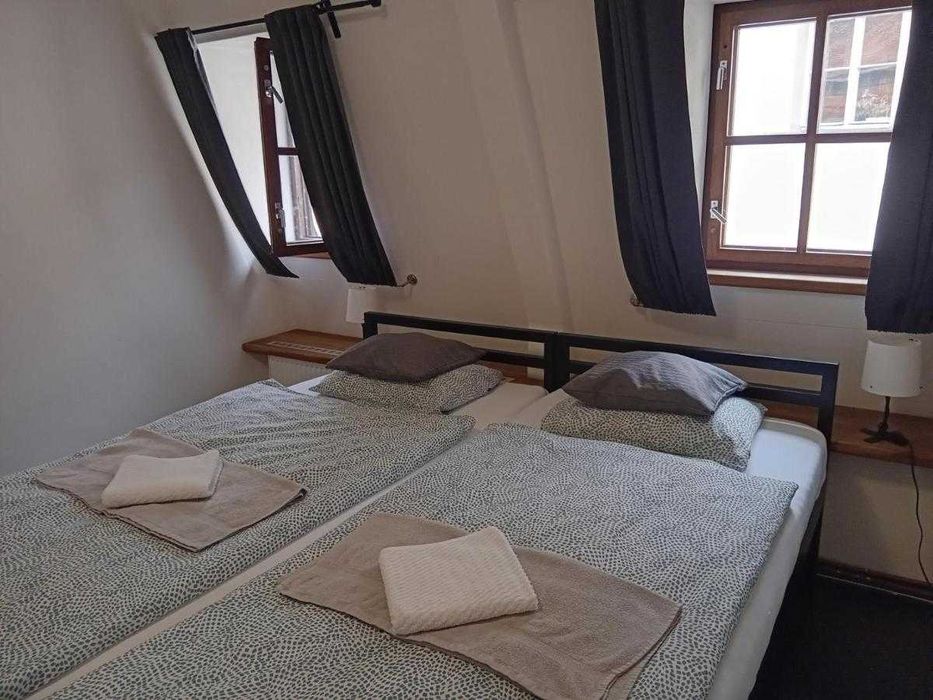 1500 грн. месяц Сдам подселение в комнату в Киеве Метро Золотые Ворота