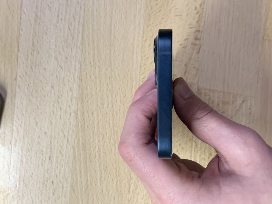 Iphone 13 midnigtback 128gb neverlock/Айфон 13 128гб neverlock Акумулятор 80%