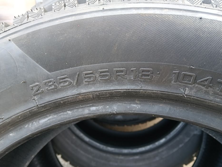 Nowe demo opony zimowe 235/55/18 Mazzini 4 sztuki 25r