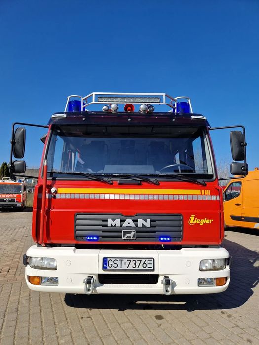 MAN LE 8.140 STRAŻ POŻARNA PIANA WODA NATARCIE CNBOP  MAN Średni Wóz Bojowy Ziegler
